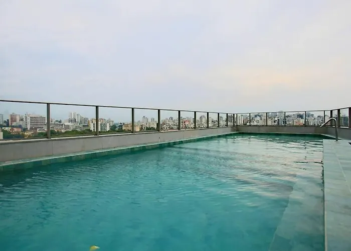 Apto Frente Parque Com Vista E Piscina