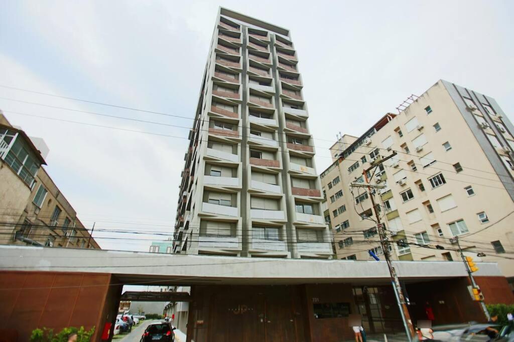 Apto Frente Parque Com Vista E Piscina Apartment